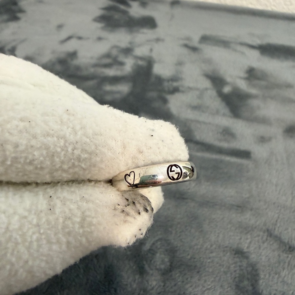 Brand New Gucci Blind for Love Sterling Silver 925 Ring Size 25 (US 11) - Picture 4 of 10